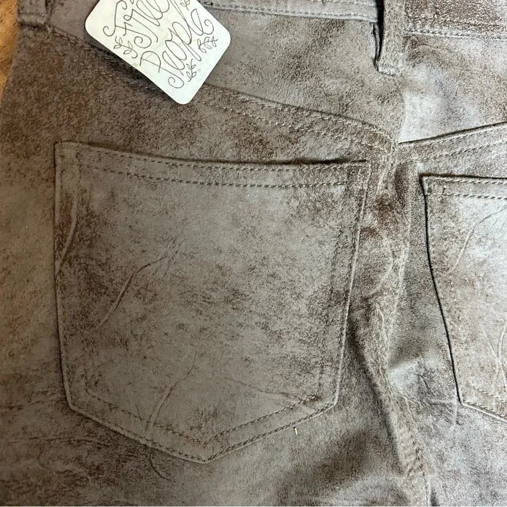 We The Free Free People Gray Tone Faux Suede Look Straight Leg Pant NWT Sz. 25
